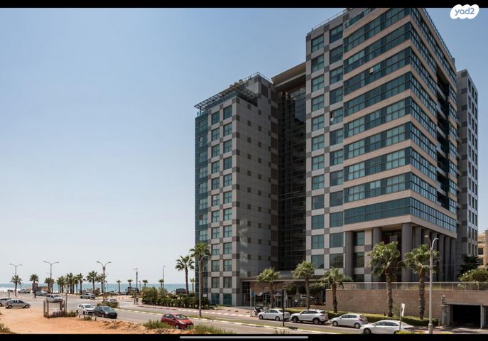 סאבלט, השונית 10, מרינה, הרצליה