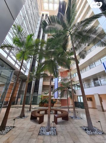 סאבלט, השונית 10, מרינה, הרצליה