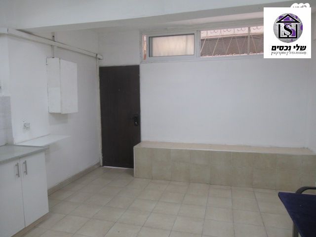 חנויות/ שטח מסחרי, הראשונים, רובע א', אשדוד