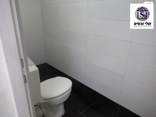 חנויות/ שטח מסחרי, הראשונים, רובע א', אשדוד