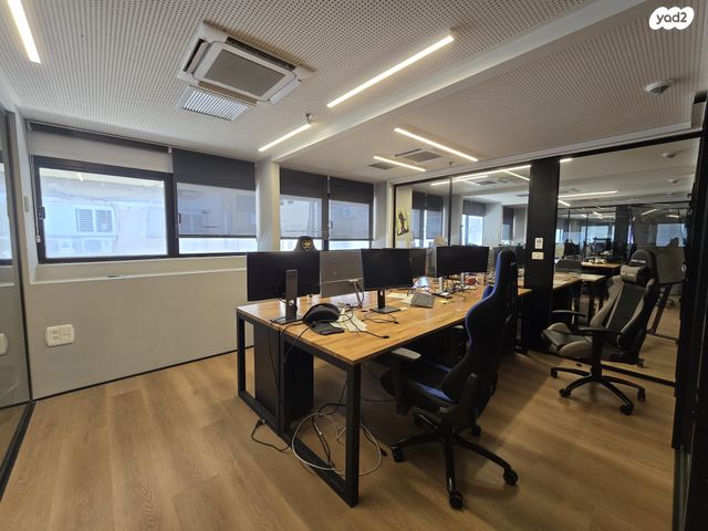 משרדים, אבן גבירול, גני שרונה, קרית הממשלה, תל אביב יפו