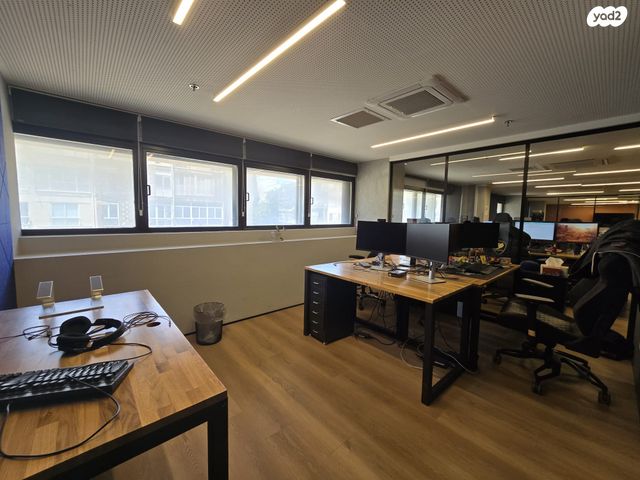 משרדים, אבן גבירול, גני שרונה, קרית הממשלה, תל אביב יפו