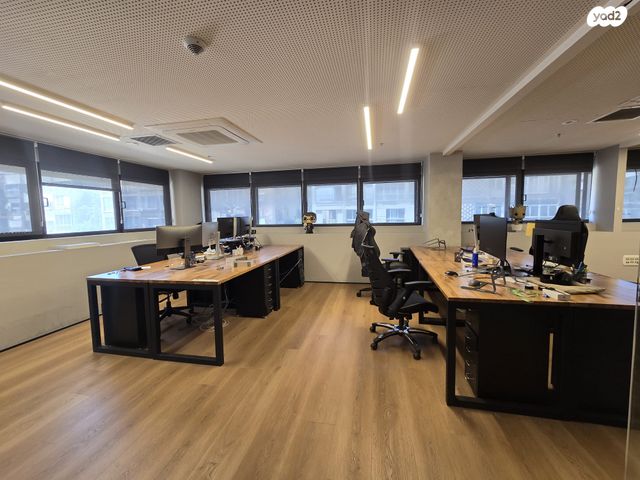 משרדים, אבן גבירול, גני שרונה, קרית הממשלה, תל אביב יפו