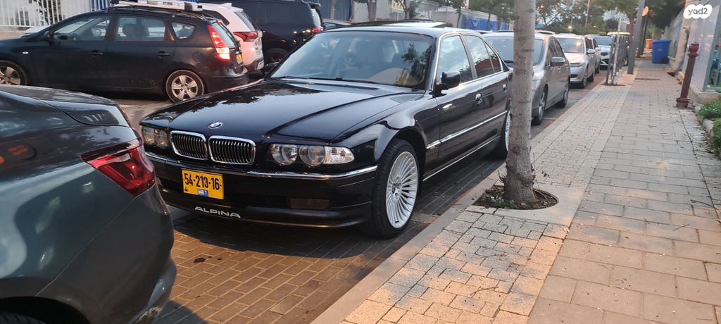 מודעת רכב ב מ וו סדרה 7