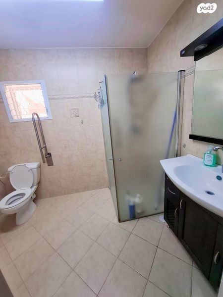 דו משפחתי, מגדל אור, מגדל העמק