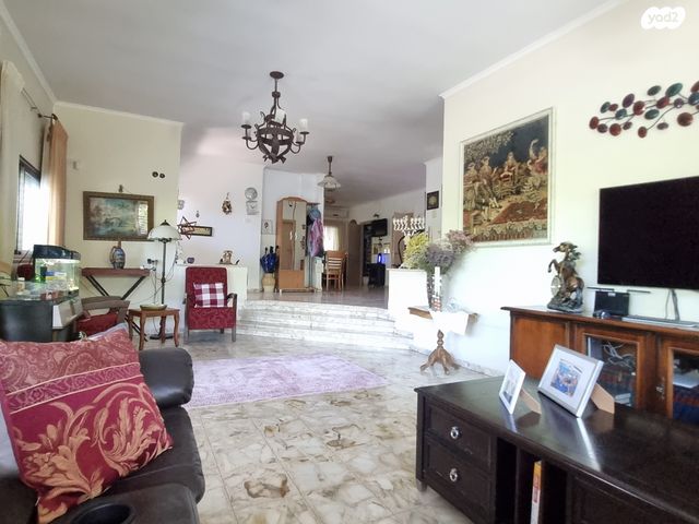 בית פרטי/ קוטג', מגדל העמק