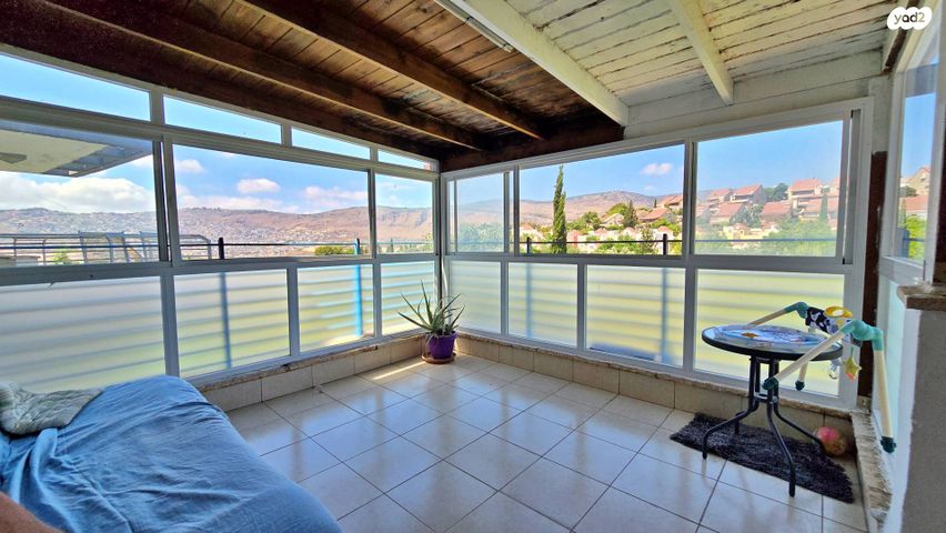 דירה, אשכולות, הגליל, כרמיאל