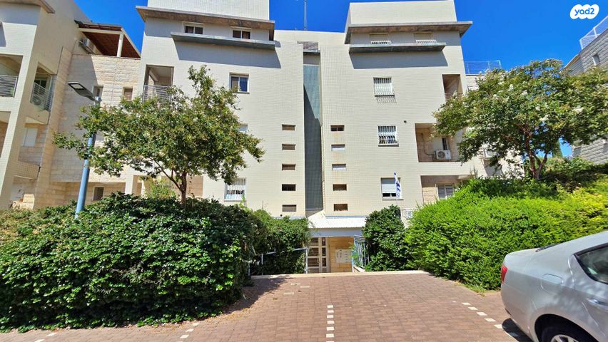 דירה, אשכולות, הגליל, כרמיאל