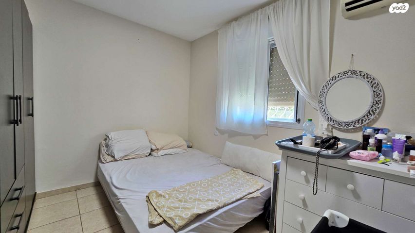 דירה, אשכולות, הגליל, כרמיאל