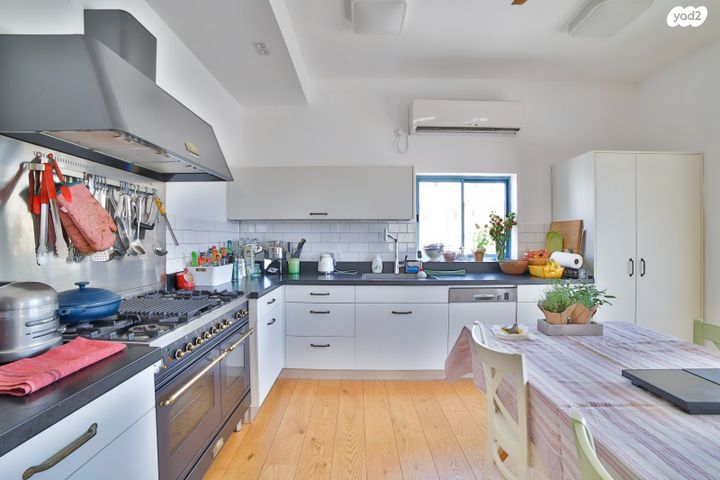 דירה, סלסלה, עג'מי, גבעת העליה, תל אביב יפו