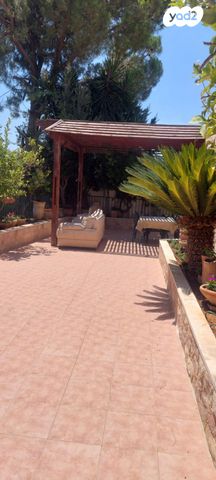 דירת גן, שמואל תמיר כצנלסון, פסגת זאב, ירושלים