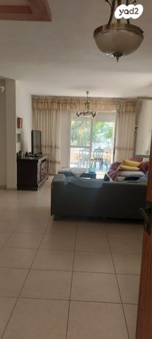 שמואל תמיר כצנלסון 