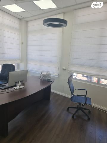 משרדים, יוסף לוי, אזור תעשיה קרית ביאליק, אזור תעשיה צור שלום, קרית ביאליק