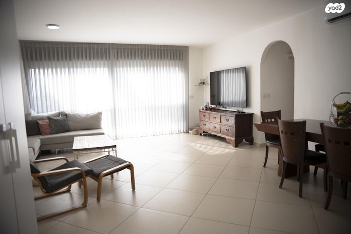 גג/ פנטהאוז, הרב שלום משאש 4, גבעת ציון, אשקלון