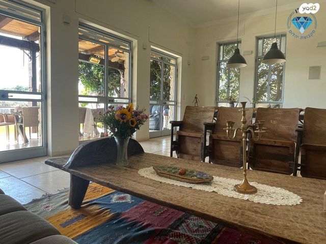 בית פרטי/ קוטג', אירוס