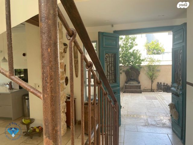 בית פרטי/ קוטג', אירוס