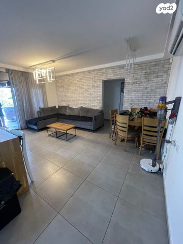 דירת גן, דליה, נצרת עילית / נוף הגליל