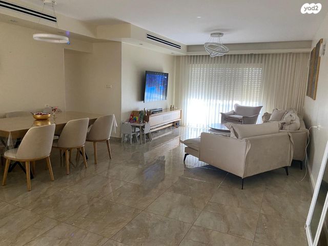 דירה, שבט דן, רובע י"ב, אשדוד