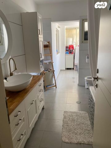 דירה, שבט דן, רובע י"ב, אשדוד