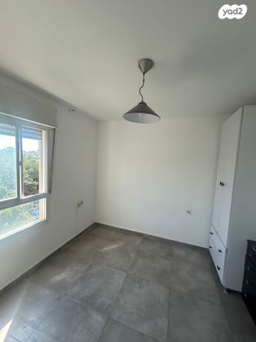 דירה, גן הורדים, אשקלון