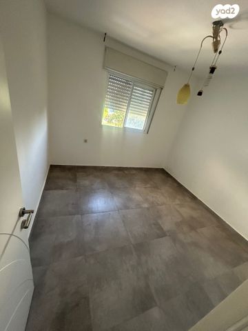 דירה, גן הורדים, אשקלון