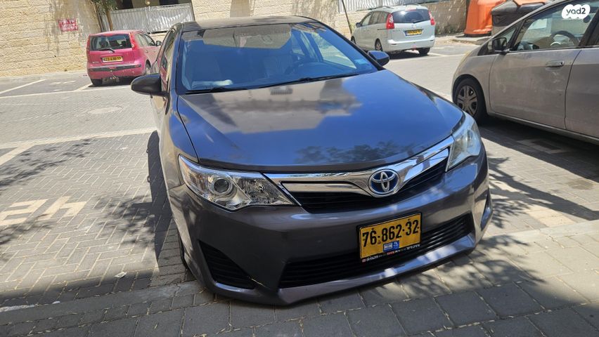 מודעת רכב טויוטה קאמרי