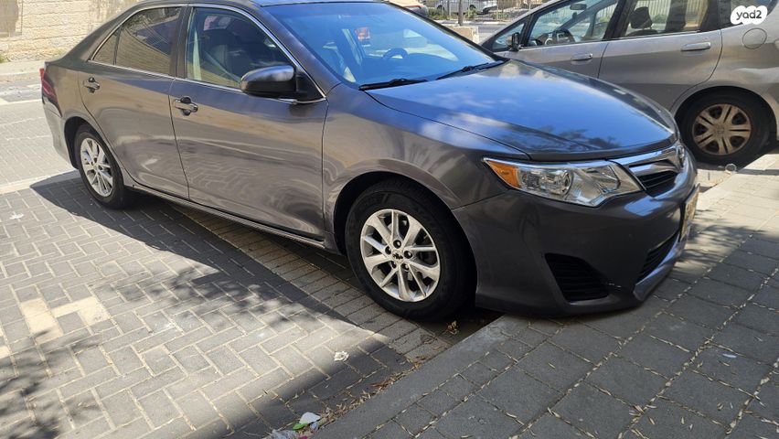 טויוטה קאמרי