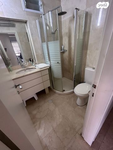 דירה, א.ד. גורדון, רמות רמז, חיפה