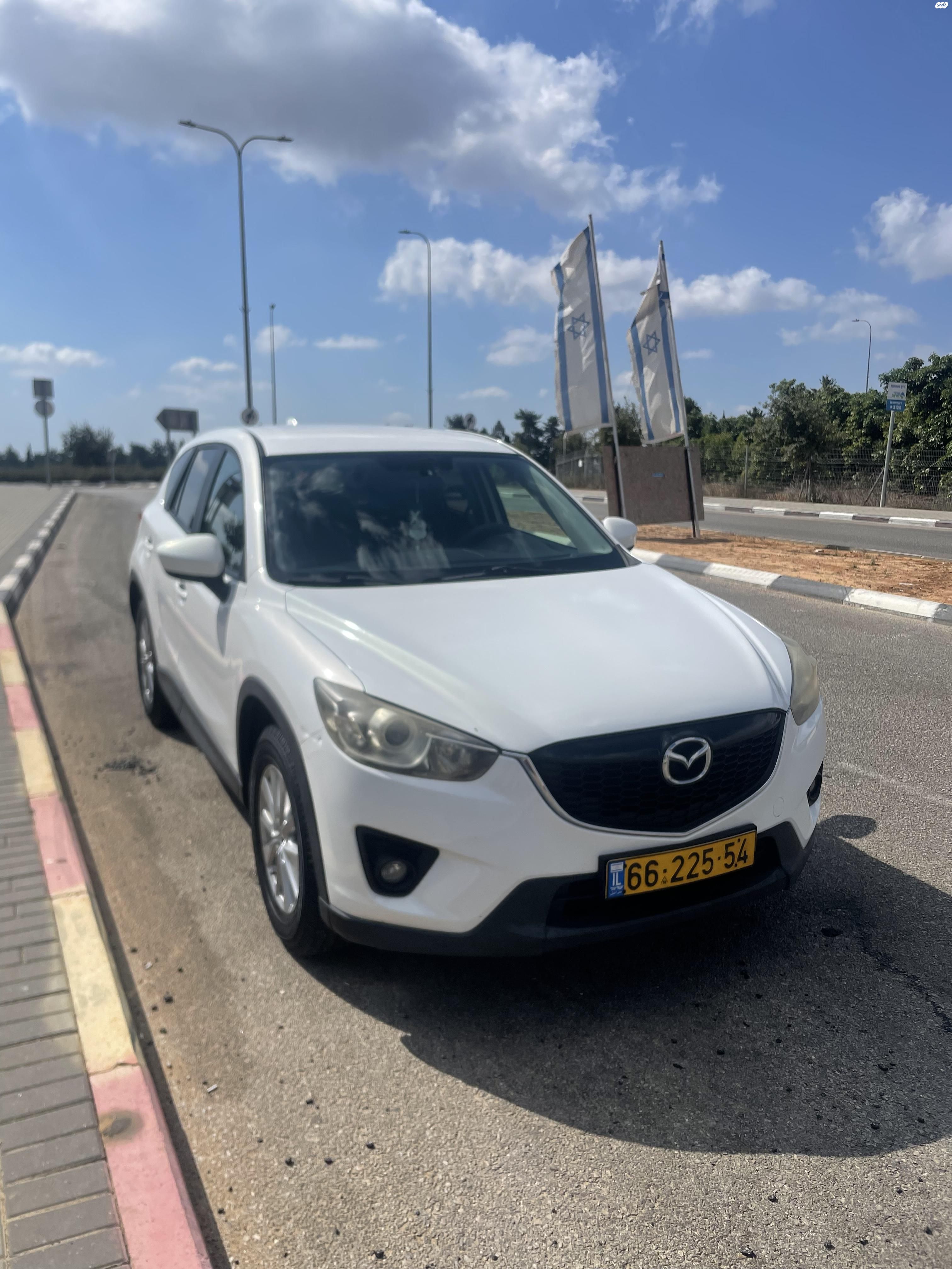 מודעת רכב מאזדה CX-5