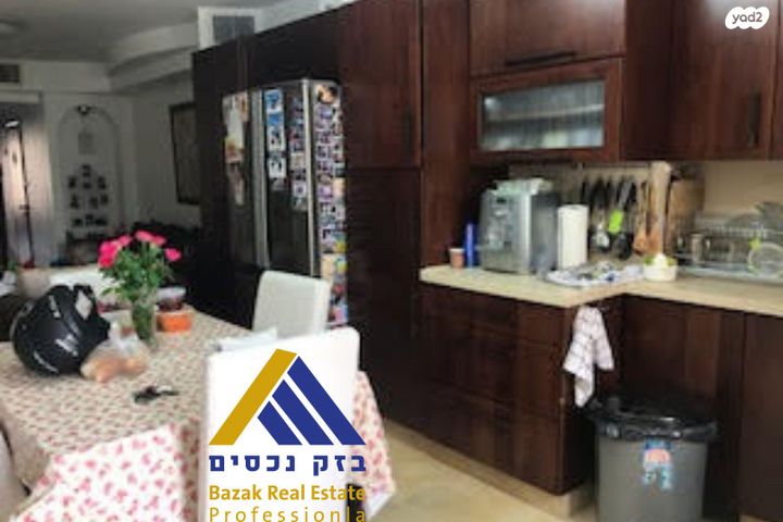 דו משפחתי, נחלאות, שערי חסד, ירושלים