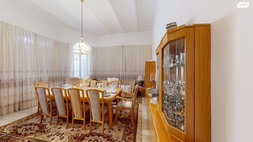 דירת גן, הלני המלכה 28, מוסררה, מורשה, ירושלים