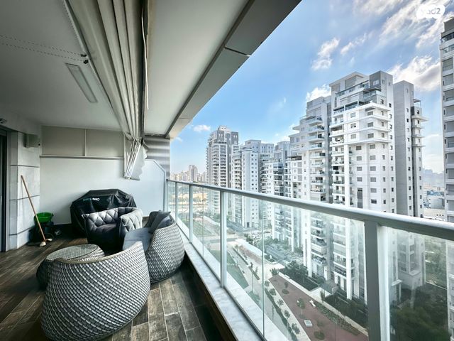 דירה, דגניה, ח-501, חולון