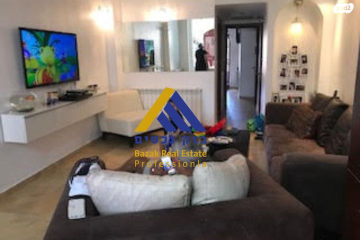 דו משפחתי, נחלאות, שערי חסד, ירושלים