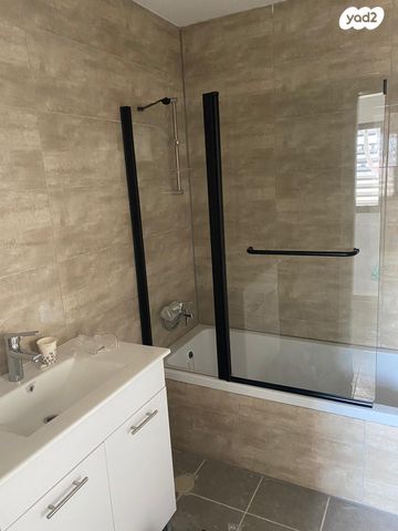 דירת גן, צאלה, גדרה