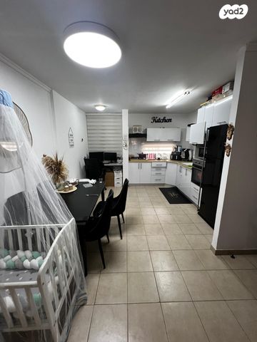 דירת גן, אופקים