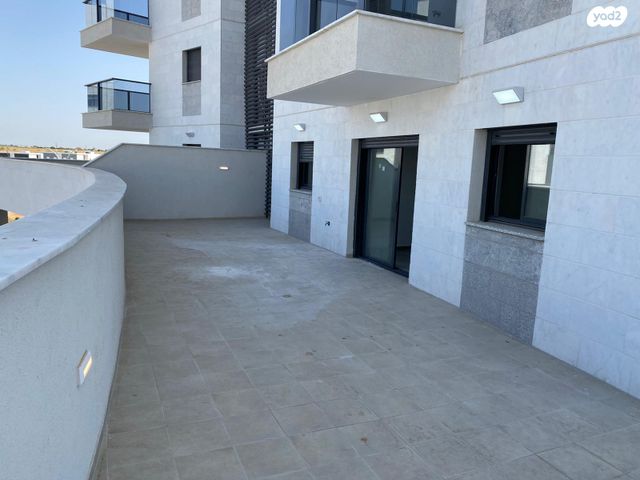 דירת גן, צאלה, גדרה