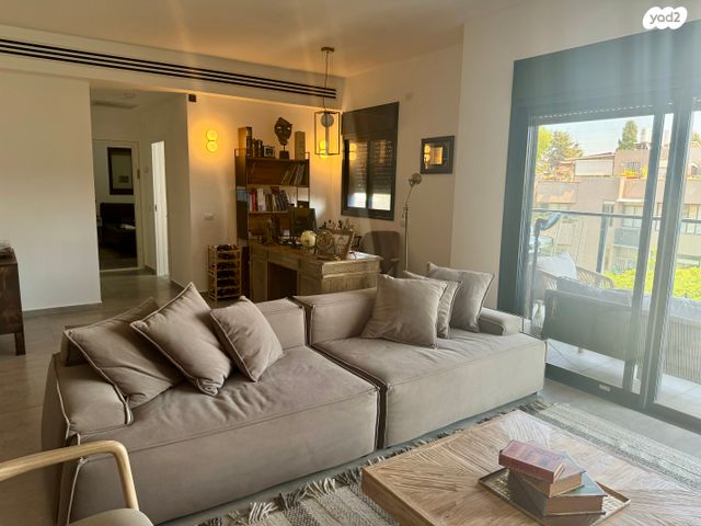 דירה, י.ל. ברוך, הרצליה הירוקה, נווה עובד, הרצליה