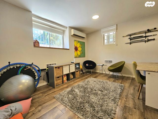 משרדים, בני עטרות, בני עטרות