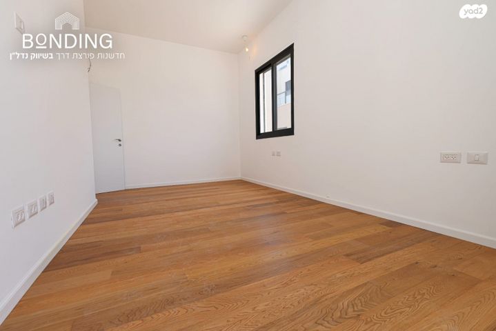 דירת גן, אבן יהודה