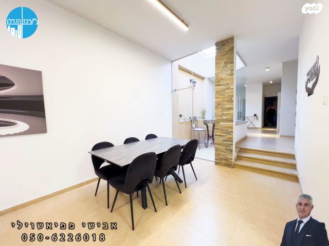 דו משפחתי, השיקמה, מרכז המושבה, גן יבנה