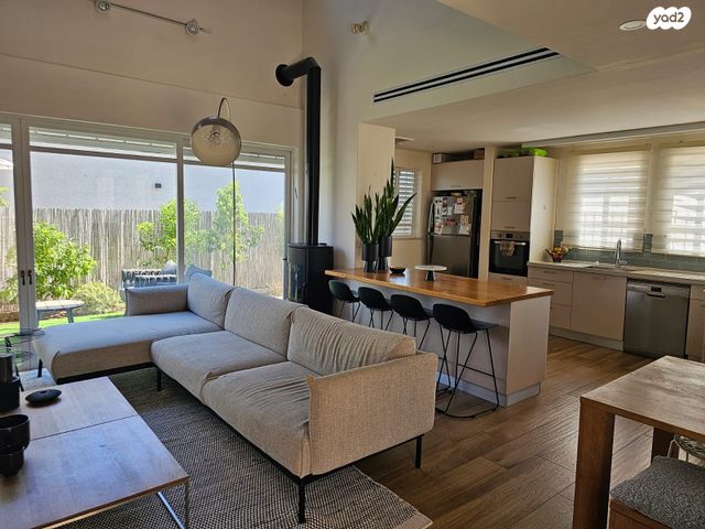 בית פרטי/ קוטג', להבים