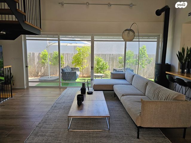 בית פרטי/ קוטג', להבים