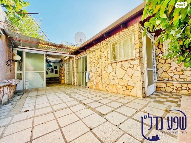 דו משפחתי, הרימון, רסקו א', חולון