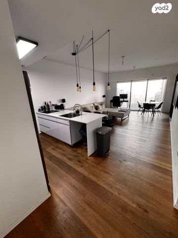 דירה, גבעתיים