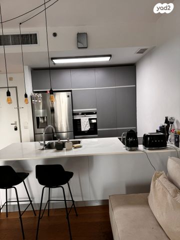 דירה, גבעתיים