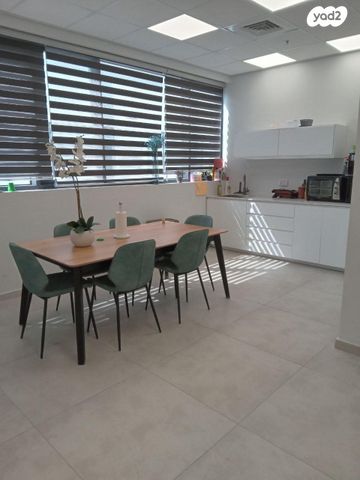 משרדים, נתניה