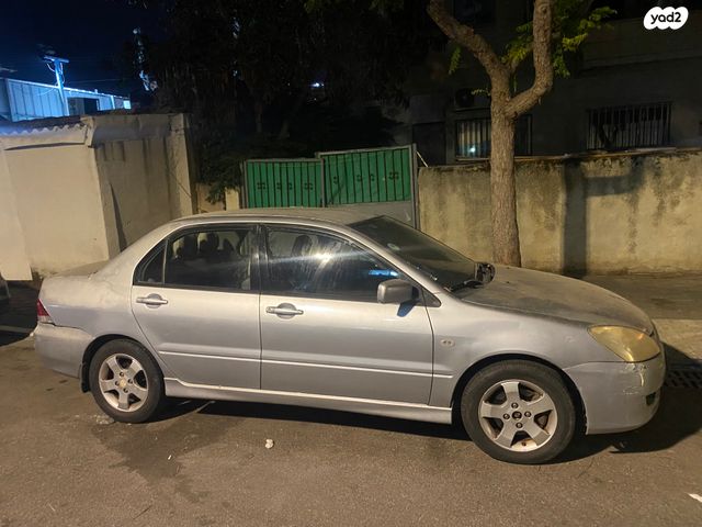 מיצובישי לנסר