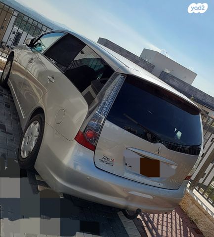 מיצובישי גרנדיס