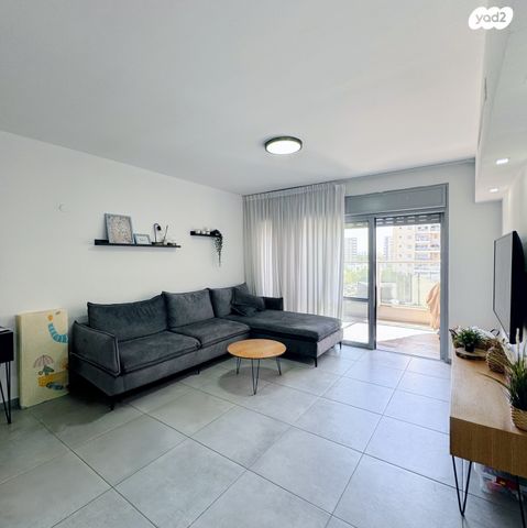 דירה, רפיח ים, נתיבות מערב, נתיבות