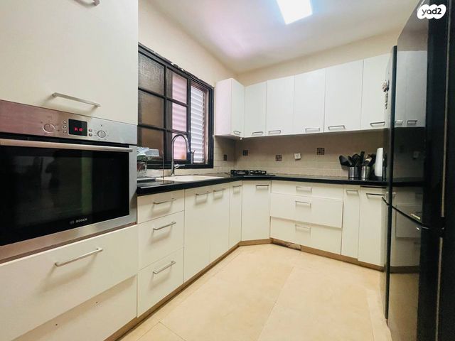 דירה, שער ציון, קרית שרת מערב, חולון